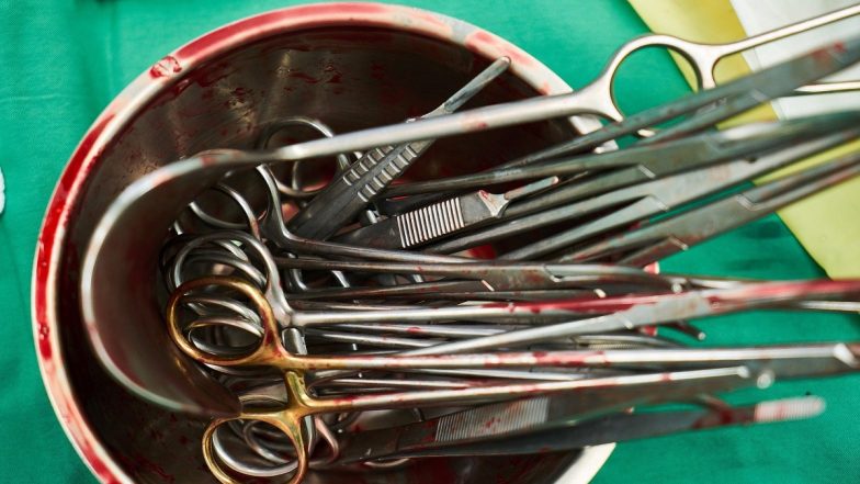 UP Shocker: School Dropout Performs C-Section With Razor Blade in Sultanpur, Both Woman and Her Newborn Die