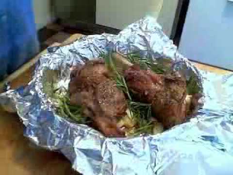 Passover 2021 Seder Plate: How to Cook Roasted Lamb Shanks (Zeroa)? Quick Recipe Video to Mark the Jewish Holiday