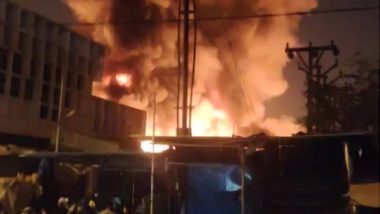 Maharashtra: Fire Breaks Out at Fashion Street Market in Camp Area of Pune