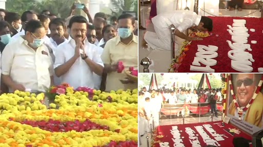 DMK President MK Stalin Pays Floral Tribute to His Father & Former CM M Karunanidhi on His Birthday Today