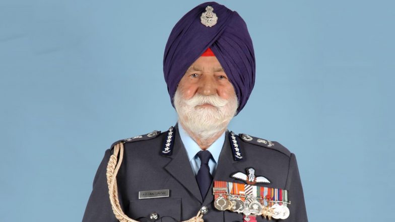 Marshal of Indian Air Force Arjan Singh's 102nd Birth Anniversary: Defence Minister Rajnath Singh Pays Tribute to IAF's Most Decorated Officer