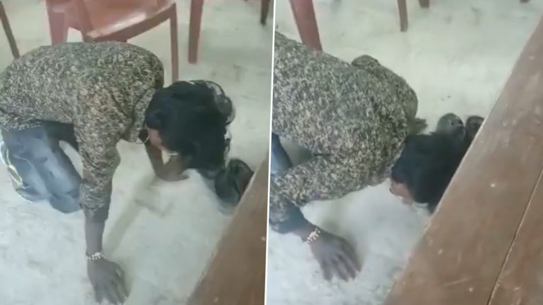 Bihar Shocker: Dalit Man Forced To Lick Spit and Drink Urine by Panchayat in Gaya for Eloping With Woman