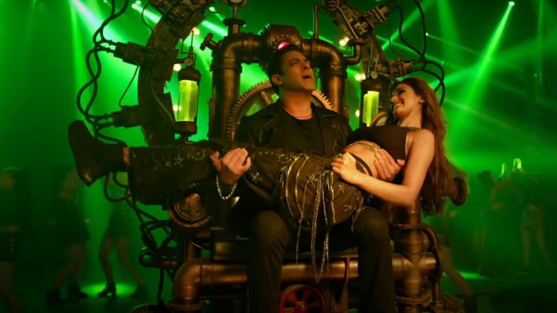 Salman Khan Improvised Steps in Seeti Maar, Lifting Disha Patani as a Dumbbell Was His Idea