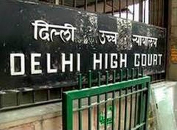 Delhi Oxygen Crisis: High Court Warns of Contempt Action Against Centre If 490 Metric Tonne of Oxygen Is Not Supplied to National Capital Today