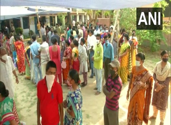 India News | West Bengal Polls Phase VIII: 15.44 Pc Voter Turnout Recorded Till 9:30 Am