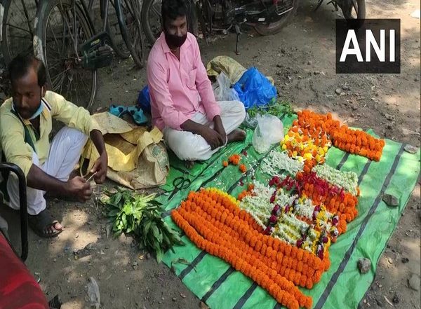India News | WB: Business Severely Hit by COVID-19 Second Wave, Say Flower Growers in West Midnapore