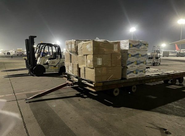 World News | Delhi Customs Facilitates Clearance of COVID-19 Assistance from UAE