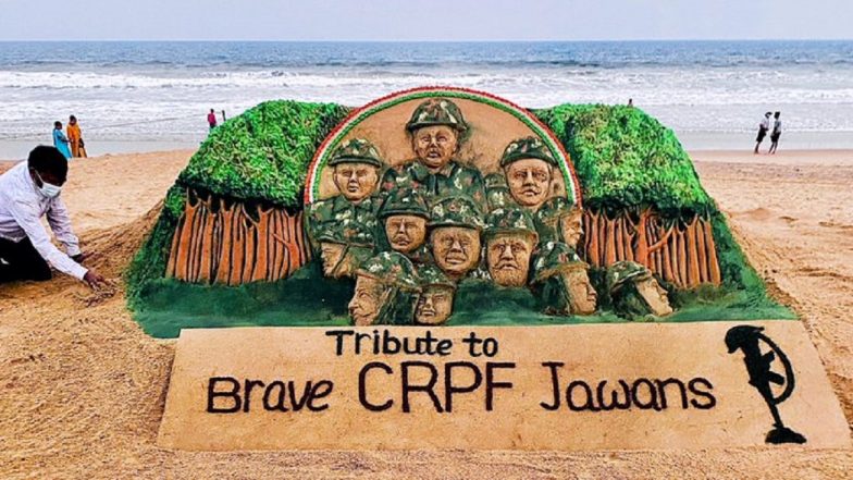 Sukma Encounter: Sudarsan Pattnaik Creates Sand Art As Tribute to Security Personnel Who Lost Their Lives in Chhattisgarh Naxal Encounter