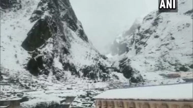 India News | Uttarakhand: Badrinath Dham Covered in Blanket of Snow
