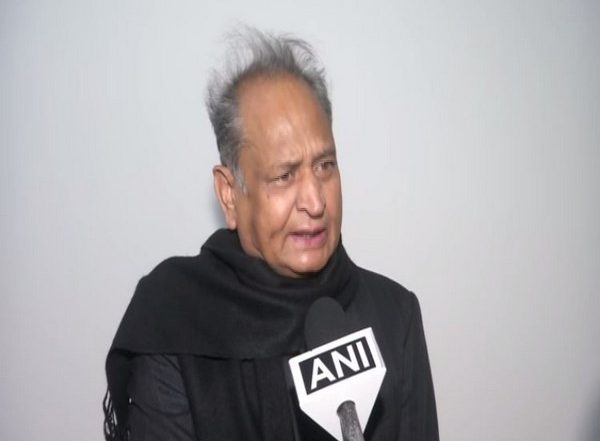 India News | Rajasthan CM Ashok Gehlot Goes Under Isolation After Wife Tests Positive for COVID-19