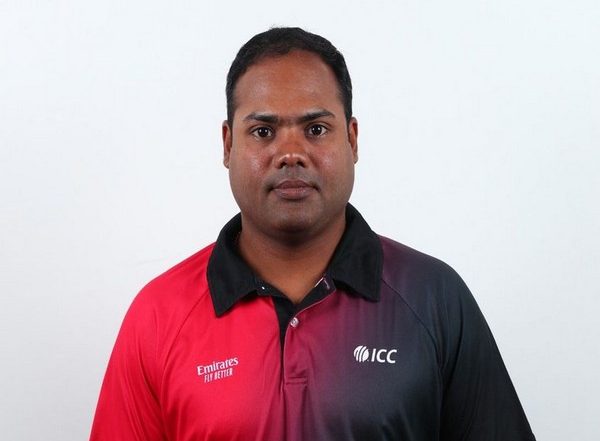 Sports News | IPL 2021: Umpire Nitin Menon Pulls out Due to COVID-19 Cases in Family