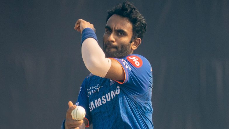 MI Field Only Three Overseas Players vs DC As Jayant Yadav Replaces Adam Milne in Playing XI