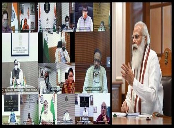 PM Narendra Modi Chairs Meeting of Council of Ministers, Says Government Working Rapidly to Deal with COVID-19 Situation