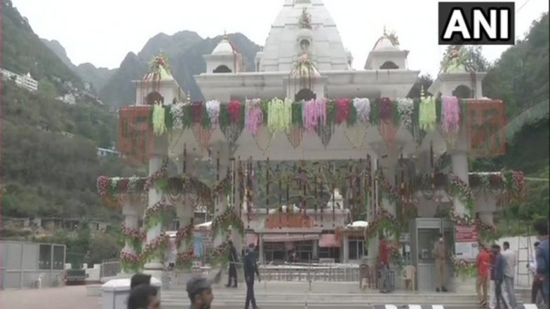 Vaishno Devi Yatra Suspended Till January 6 Morning Due To Inclement Weather Conditions