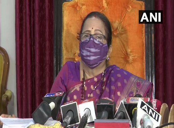 India News | Planning to Deploy Mobile Vans for Phase 3 COVID-19 Vaccination: Mumbai Mayor
