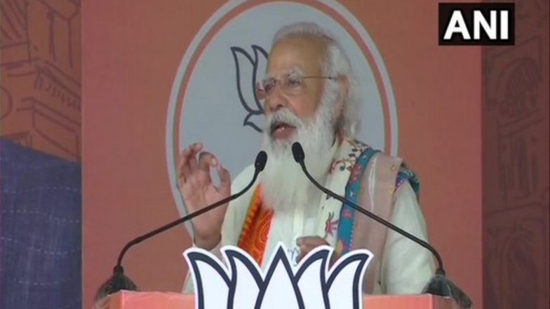 West Bengal Assembly Elections 2021: Mamata Banerjee Disgracing Bengal Voters with Her Comments Ahead of TMC's Inevitable Defeat, Says PM Narendra Modi