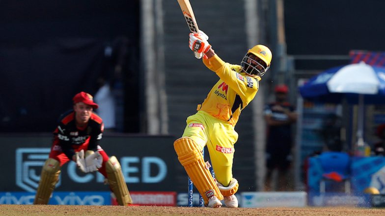 Virender Sehwag Praises ‘Sir’ Ravindra Jadeja After CSK All-Rounder Smashes 37 Runs in 6 Balls During CSK vs RCB Match