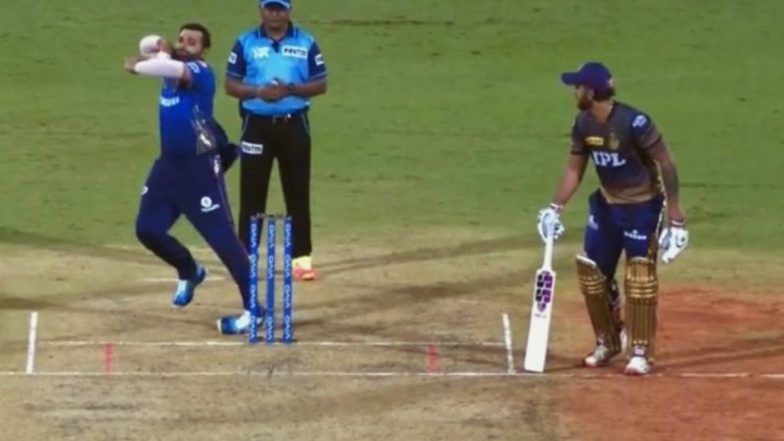 IPL 2021: Rohit Sharma Comes Out to Bowl as MI Bowlers Struggle Against KKR