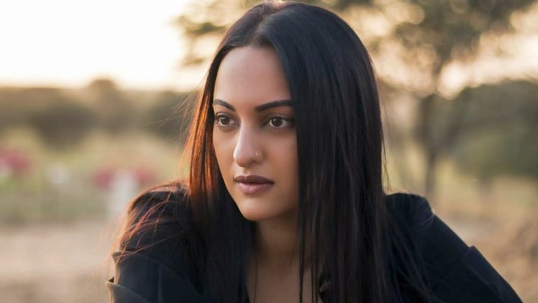 Sonakshi Sinha Gives Epic Reply to Fan Asking for Weight Loss Tips