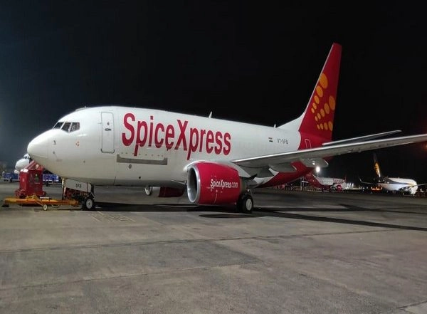 SpiceJet's Freighter Arm Airlifts 3,100 Oxygen Concentrators from Beijing in China