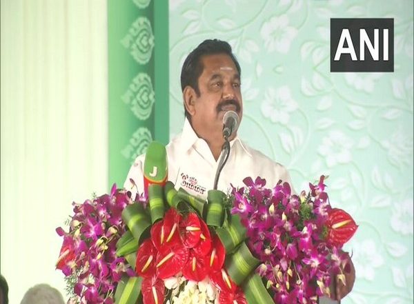 India News | Tamil Nadu CM Palaniswami Claims Oxygen Allocation to State Based on Wrong Allotment