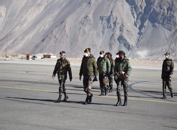 India News | Army Chief Visits Siachen, Eastern Ladakh, Reviews Operational Situation