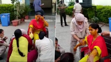 Rajasthan Woman Constable, Posted in Dungarpur, Holds Her Haldi Ceremony at Police Station After Unbale to Get Leaves Due to Surge in COVID-19 (Watch Video)