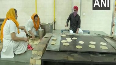 India News | Delhi Sikh Gurudwara Prabandhan Committee Provides Langar Food for COVID-19 Patients