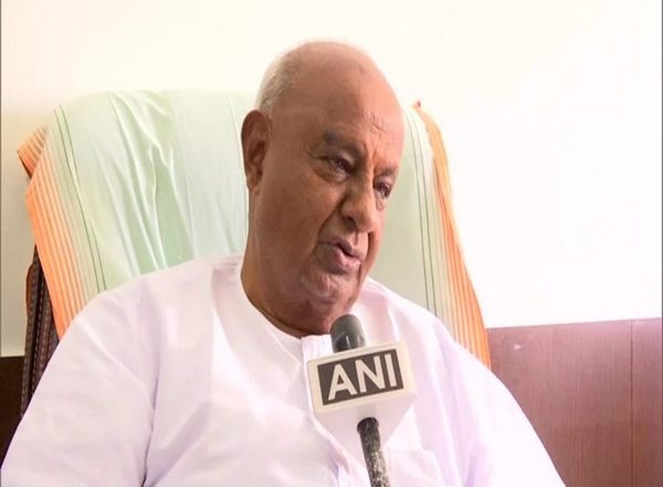India News | Deve Gowda Thanks PM Modi for Quick Response to His Letter Offering Suggestions to Curb COVID-19 Spread