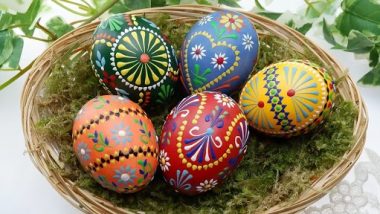 Easter Egg Design: How to Decorate Eggs for Easter Sunday 2021? Watch Video for Quick DIY Ideas to Celebrate the Holiday