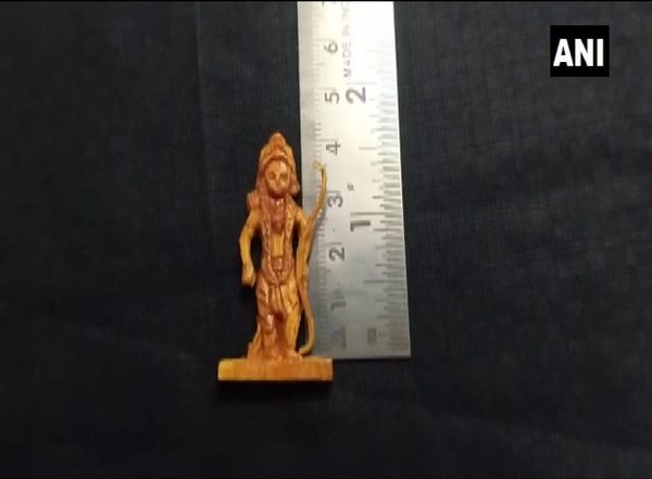 India News | Odisha's Miniature Artist Claims He Made World's Smallest Lord Ram Idol