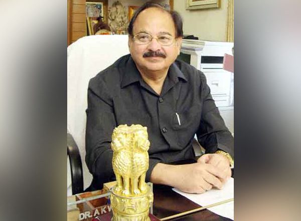 AK Walia, Senior Congress Leader and Former Delhi Minister, Succumbs to COVID-19 at Apollo Hospital