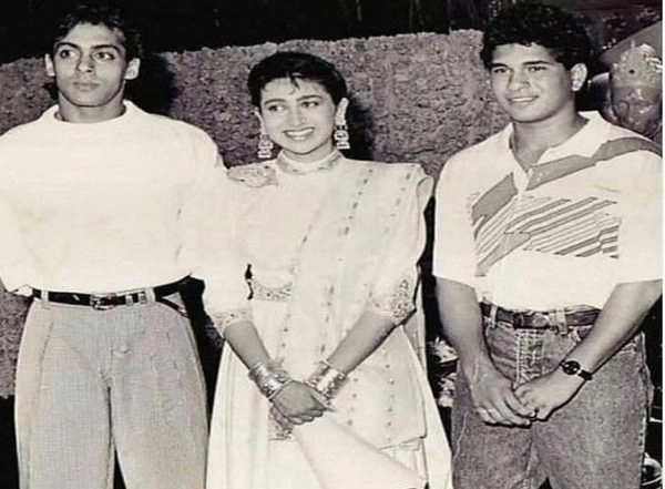 Entertainment News | Karisma Kapoor Sends Birthday Wish to Sachin Tendulkar with Priceless Throwback Pic, Says 'Time Really Flies'