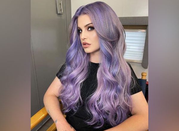 Lifestyle News | Kelly Osbourne Debuts New Purple Hair After Relapse