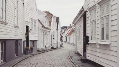 Lifestyle News | Study Reveals Your Neighbourhood May Affect Your Brain Health