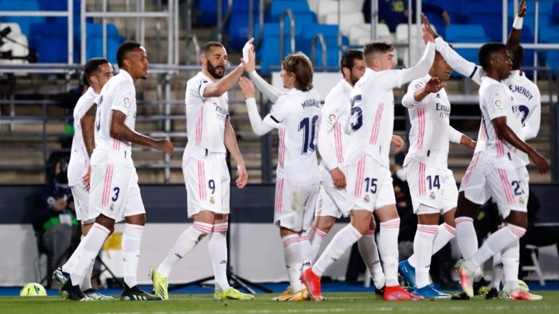 Karim Benzema & Toni Kroos Take Real Madrid to the Top of La Liga 2020-21 Points Table, Los Blancos Win 2-1 Against Barcelona (Watch Goal Highlights)