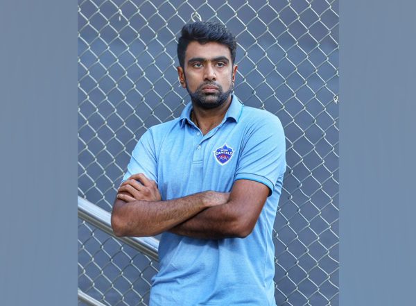 Sports News | Six Adults, Four Children in Family Test COVID Positive: Ashwin's Wife Prithi