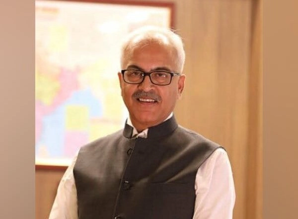India News | COVID-19: Union Home Secretary Asks States, UTs to Implement Containment Framework