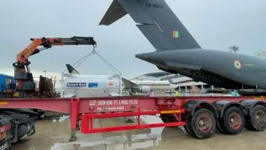 IAF’s C-17 Aircraft Reaches Changi International Airport in Singapore To Load 4 Containers of Cryogenic Oxygen Tanks (See Pic)