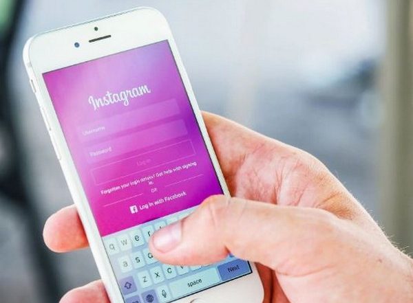 Tech News | Instagram Reels to Now Feature Ads While Stickers Ads to Debut on Facebook Stories Soon