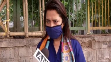 India News | Meenakshi Lekhi Slams Delhi Govt for Oxygen Shortage, Being Unprepared Amid COVID Surge