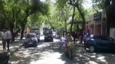 India News | Police Come to Rescue of Sant Parmanand Hospital by Providing 71 Oxygen Cylinders