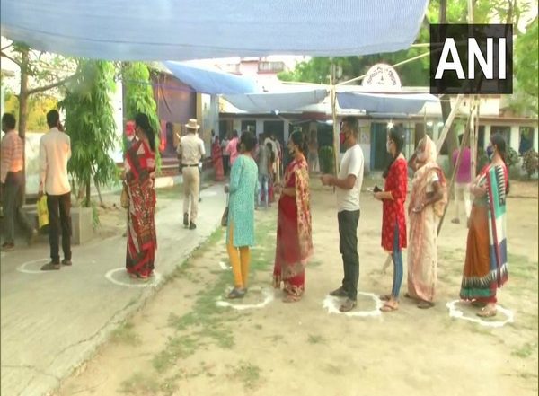 West Bengal Assembly Elections 2021 Phase 8: Voting Begins to Decide Fate of 283 Candidates