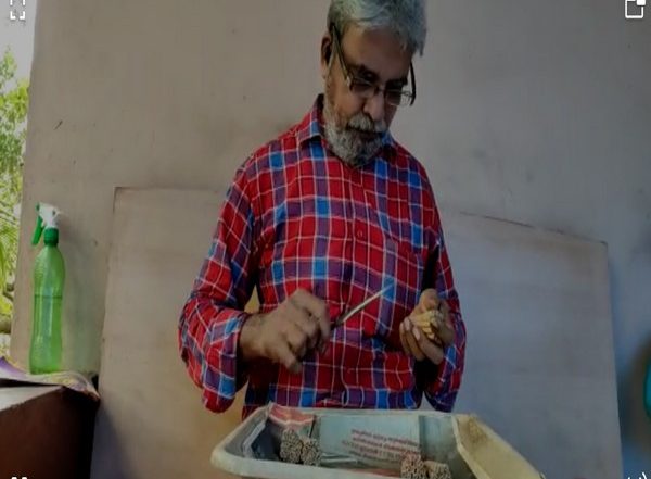 India News | Beedi Worker Donates Life Savings for Free COVID-19 Vaccines in Kerala