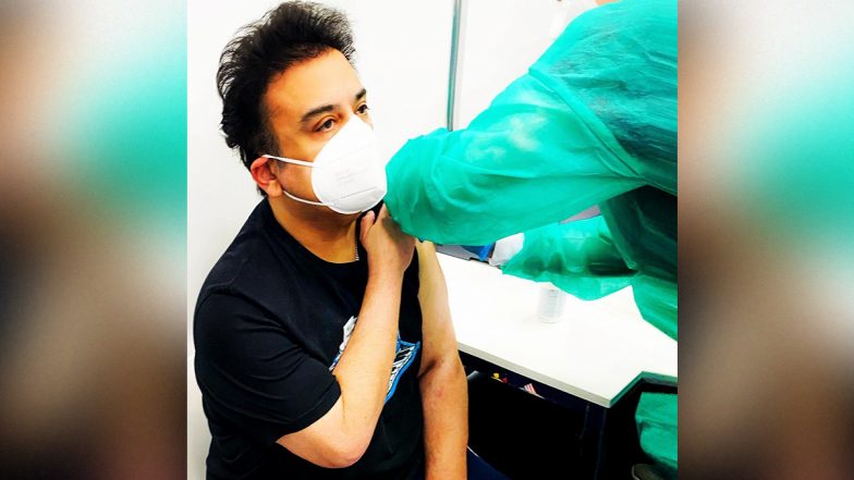 Adnan Sami Gets the Second Jab of COVID-19 Vaccine, Says ‘Stop Obsessing Over Which Vaccine to Take’