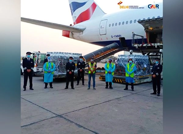India News | British Airways Airlifts 675 Oxygen Cylinders to Delhi in Last Two Days: Delhi Airport
