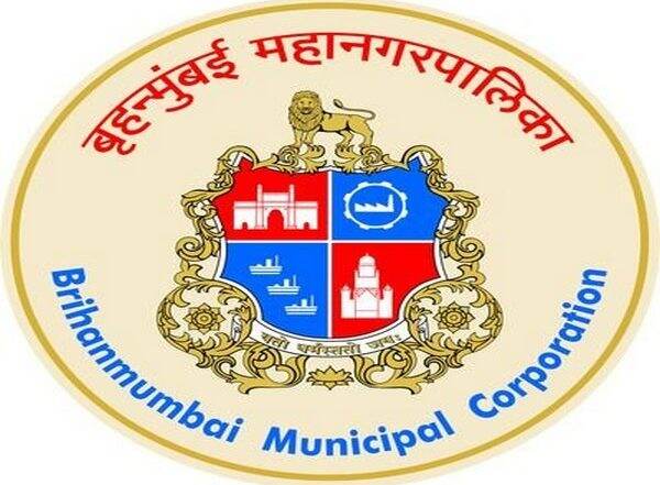 Repeat after BMC; MF is Mumbai's Friend! BMC's Smart Reply to Netizen Wins Praises!