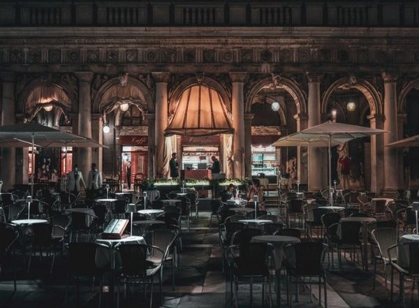 Entertainment News | This London Chef Refused to Close His Covent Garden Restaurant During COVID Lockdown, Here's Why