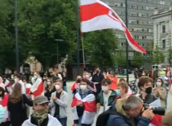 World News | Protests Call for Release of Belarus Journalist
