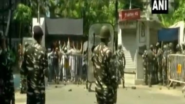 Narada Scam: TMC Supporters Pelt Stones on Security Forces Outside CBI Office in Kolkata